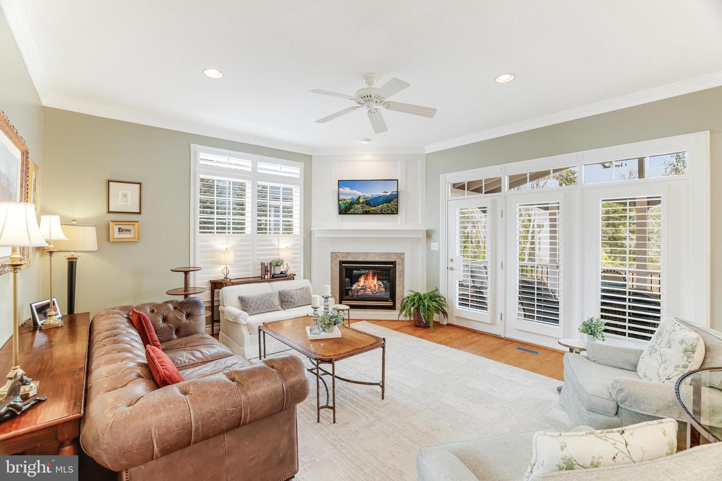 10002 WOODROW ST, VIENNA, Virginia 22181, 5 Bedrooms Bedrooms, ,5 BathroomsBathrooms,Residential,For sale,10002 WOODROW ST,VAFX2221782 MLS # VAFX2221782