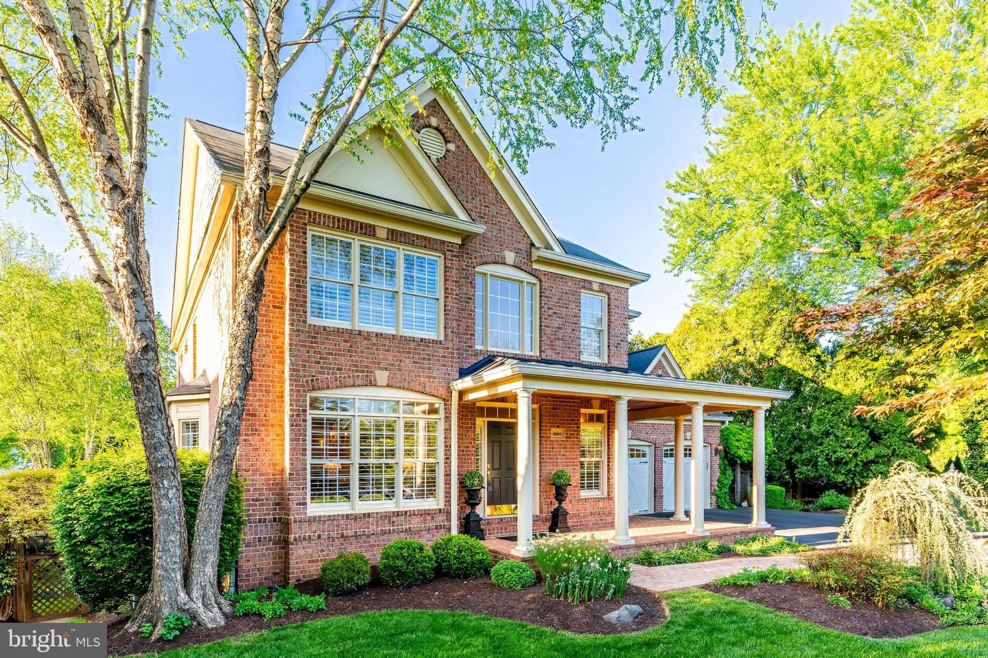 10002 WOODROW ST, VIENNA, Virginia 22181, 5 Bedrooms Bedrooms, ,5 BathroomsBathrooms,Residential,For sale,10002 WOODROW ST,VAFX2221782 MLS # VAFX2221782