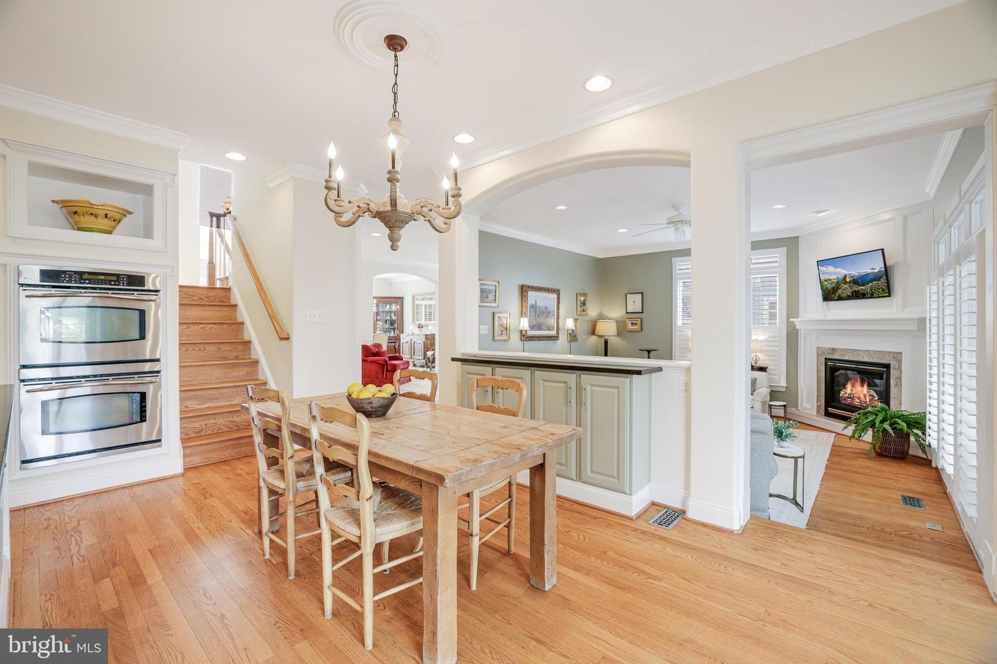 10002 WOODROW ST, VIENNA, Virginia 22181, 5 Bedrooms Bedrooms, ,5 BathroomsBathrooms,Residential,For sale,10002 WOODROW ST,VAFX2221782 MLS # VAFX2221782