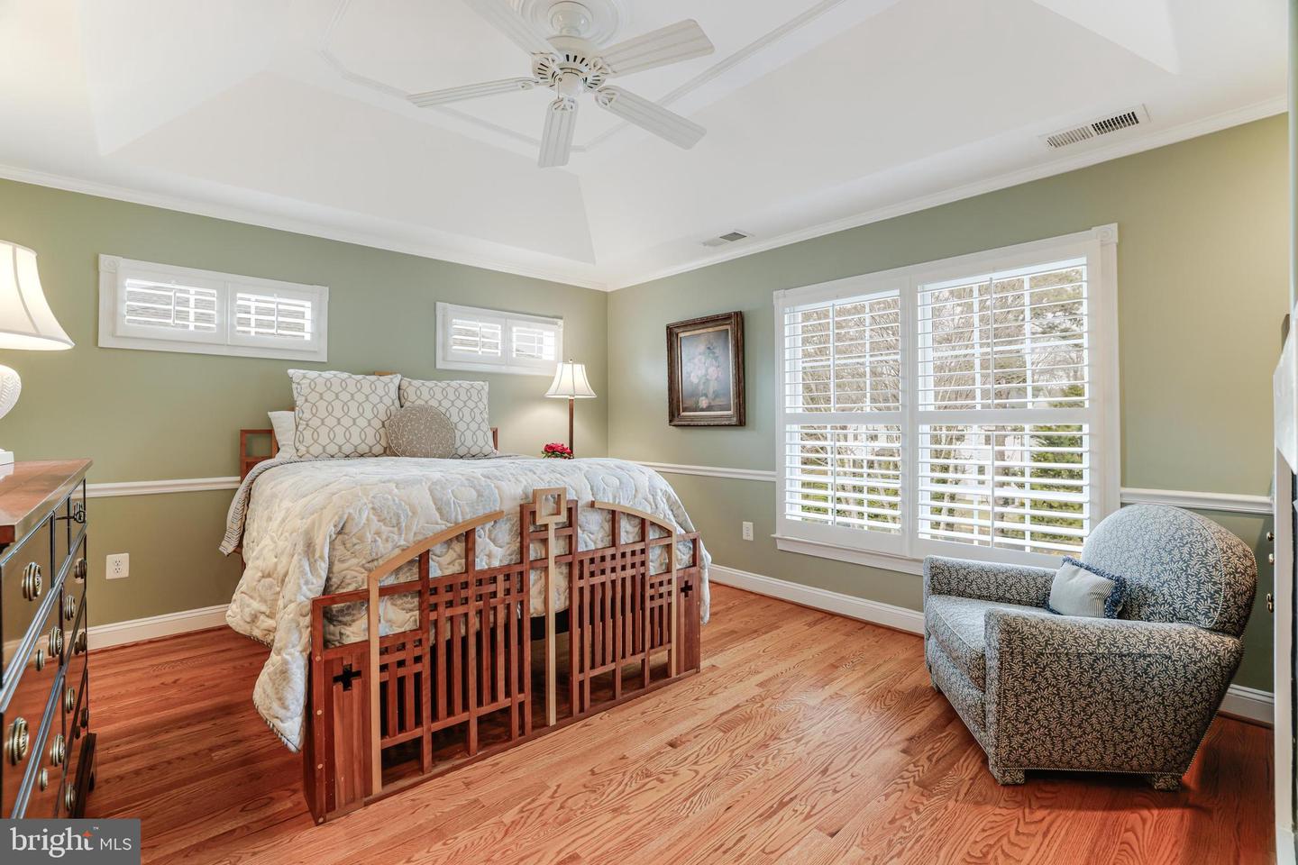 10002 WOODROW ST, VIENNA, Virginia 22181, 5 Bedrooms Bedrooms, ,5 BathroomsBathrooms,Residential,For sale,10002 WOODROW ST,VAFX2221782 MLS # VAFX2221782
