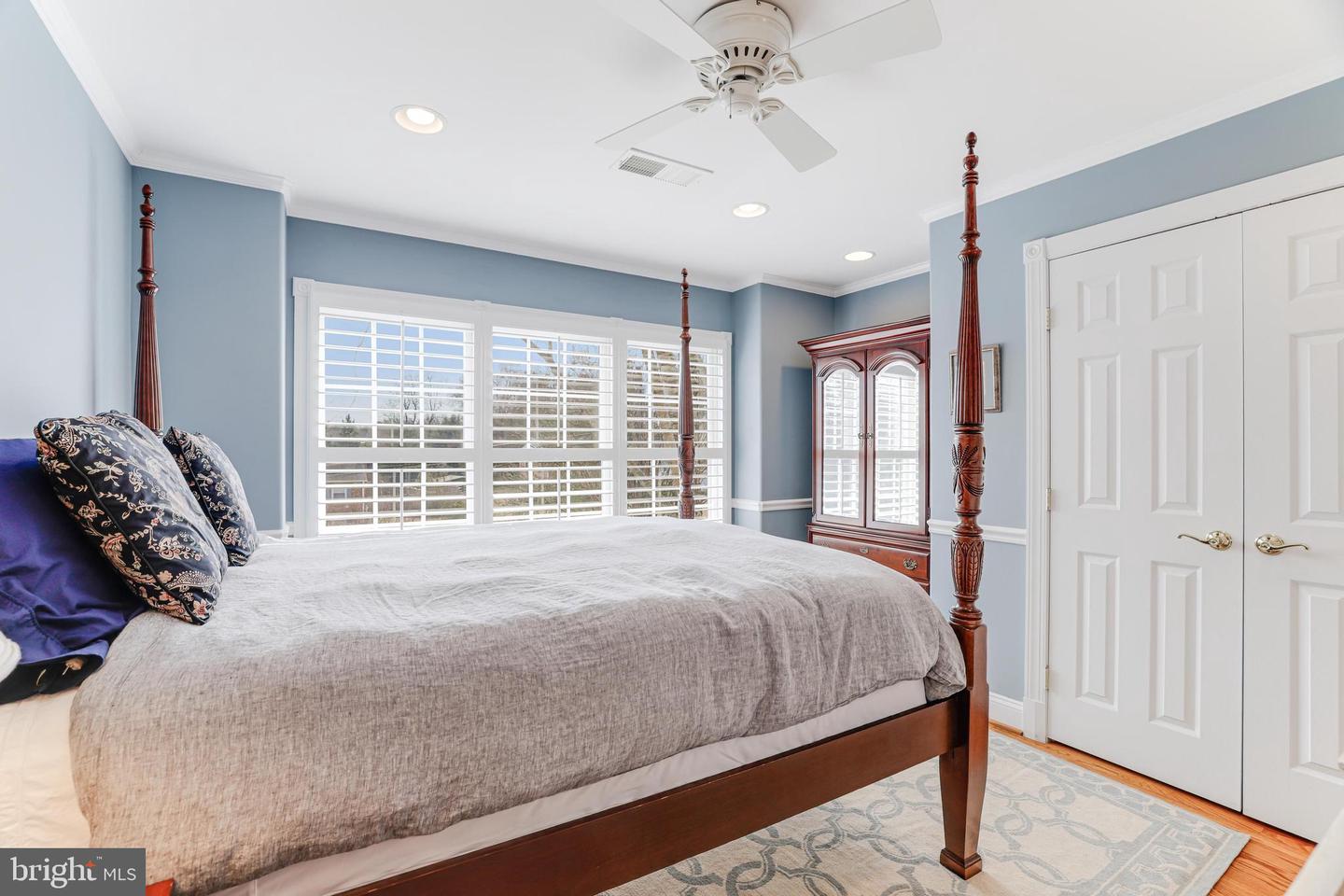 10002 WOODROW ST, VIENNA, Virginia 22181, 5 Bedrooms Bedrooms, ,5 BathroomsBathrooms,Residential,For sale,10002 WOODROW ST,VAFX2221782 MLS # VAFX2221782