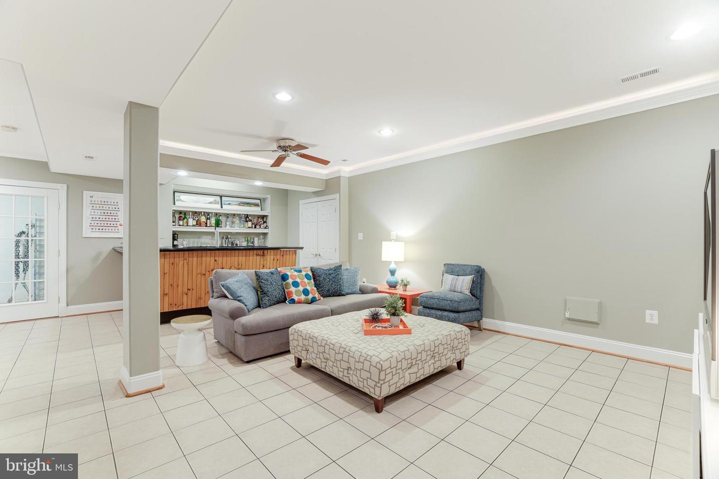 10002 WOODROW ST, VIENNA, Virginia 22181, 5 Bedrooms Bedrooms, ,5 BathroomsBathrooms,Residential,For sale,10002 WOODROW ST,VAFX2221782 MLS # VAFX2221782
