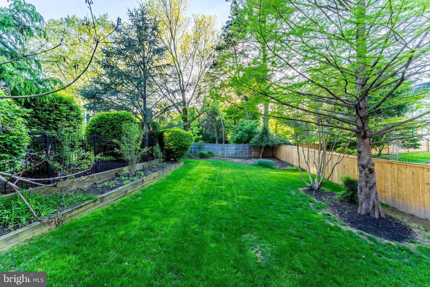 10002 WOODROW ST, VIENNA, Virginia 22181, 5 Bedrooms Bedrooms, ,5 BathroomsBathrooms,Residential,For sale,10002 WOODROW ST,VAFX2221782 MLS # VAFX2221782