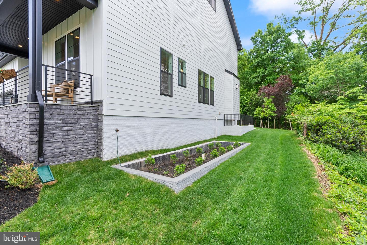 2238 HIGHLAND AVE, FALLS CHURCH, Virginia 22046, 7 Bedrooms Bedrooms, ,6 BathroomsBathrooms,Residential,For sale,2238 HIGHLAND AVE,VAFX2221798 MLS # VAFX2221798
