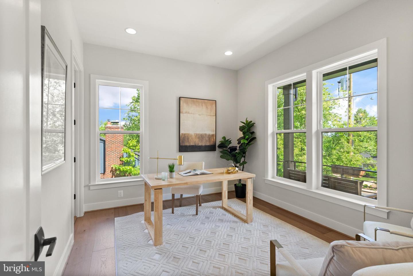2238 HIGHLAND AVE, FALLS CHURCH, Virginia 22046, 7 Bedrooms Bedrooms, ,6 BathroomsBathrooms,Residential,For sale,2238 HIGHLAND AVE,VAFX2221798 MLS # VAFX2221798