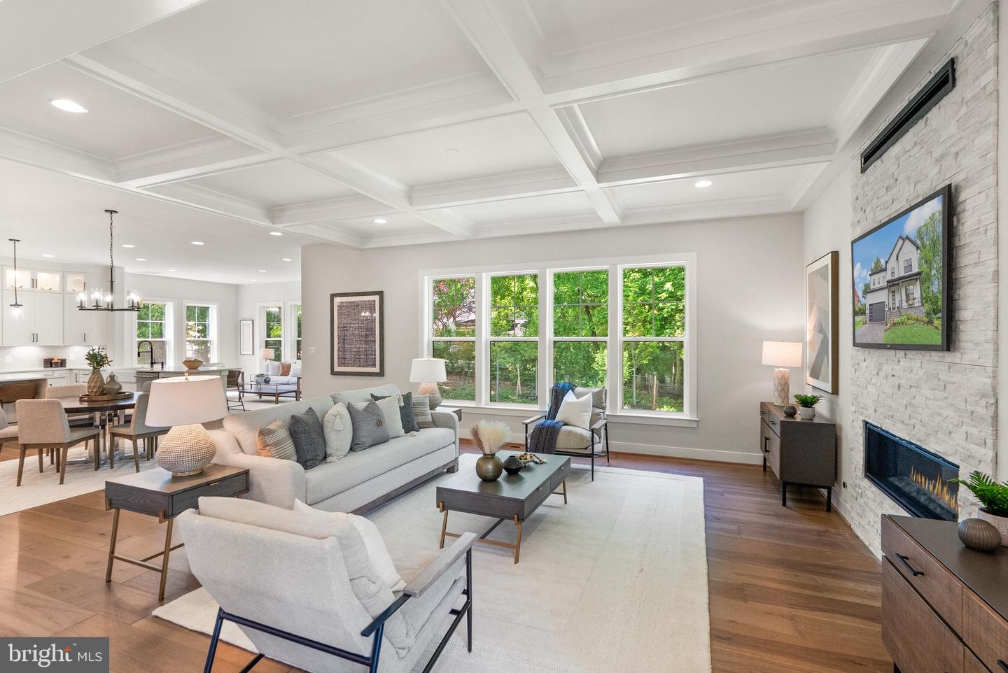 2238 HIGHLAND AVE, FALLS CHURCH, Virginia 22046, 7 Bedrooms Bedrooms, ,6 BathroomsBathrooms,Residential,For sale,2238 HIGHLAND AVE,VAFX2221798 MLS # VAFX2221798