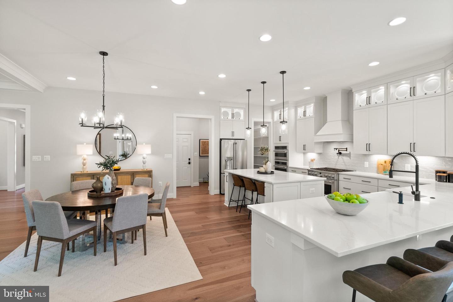 2238 HIGHLAND AVE, FALLS CHURCH, Virginia 22046, 7 Bedrooms Bedrooms, ,6 BathroomsBathrooms,Residential,For sale,2238 HIGHLAND AVE,VAFX2221798 MLS # VAFX2221798