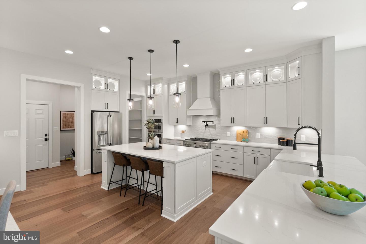 2238 HIGHLAND AVE, FALLS CHURCH, Virginia 22046, 7 Bedrooms Bedrooms, ,6 BathroomsBathrooms,Residential,For sale,2238 HIGHLAND AVE,VAFX2221798 MLS # VAFX2221798