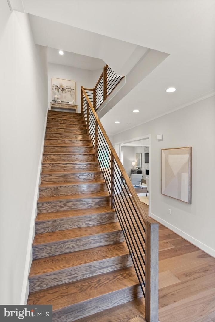 2238 HIGHLAND AVE, FALLS CHURCH, Virginia 22046, 7 Bedrooms Bedrooms, ,6 BathroomsBathrooms,Residential,For sale,2238 HIGHLAND AVE,VAFX2221798 MLS # VAFX2221798