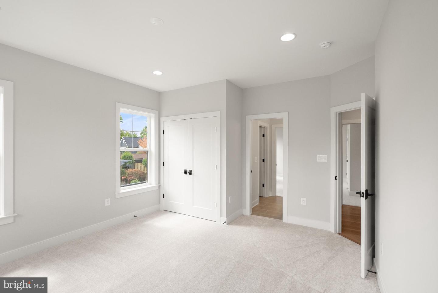 2238 HIGHLAND AVE, FALLS CHURCH, Virginia 22046, 7 Bedrooms Bedrooms, ,6 BathroomsBathrooms,Residential,For sale,2238 HIGHLAND AVE,VAFX2221798 MLS # VAFX2221798