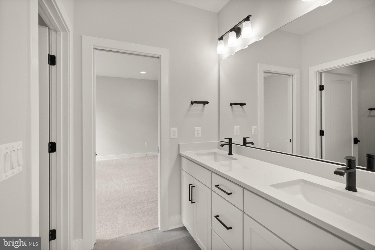 2238 HIGHLAND AVE, FALLS CHURCH, Virginia 22046, 7 Bedrooms Bedrooms, ,6 BathroomsBathrooms,Residential,For sale,2238 HIGHLAND AVE,VAFX2221798 MLS # VAFX2221798
