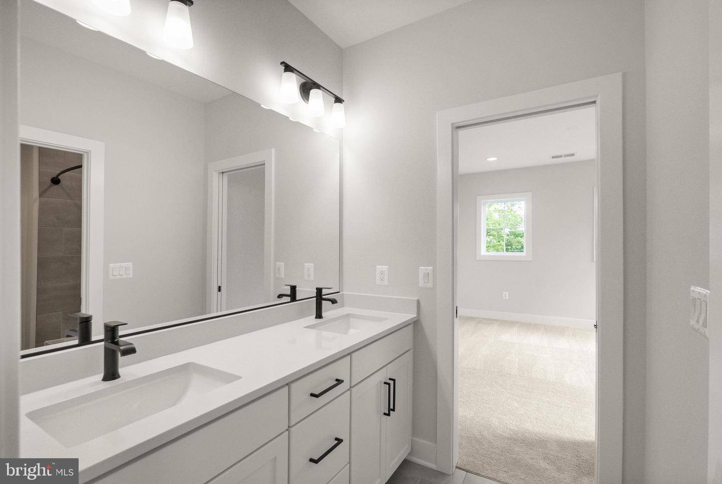 2238 HIGHLAND AVE, FALLS CHURCH, Virginia 22046, 7 Bedrooms Bedrooms, ,6 BathroomsBathrooms,Residential,For sale,2238 HIGHLAND AVE,VAFX2221798 MLS # VAFX2221798