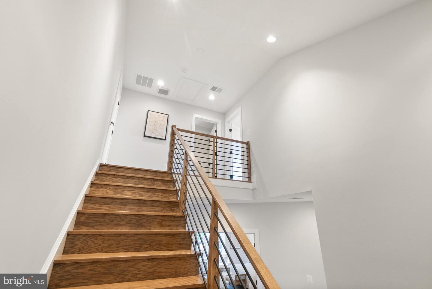 2238 HIGHLAND AVE, FALLS CHURCH, Virginia 22046, 7 Bedrooms Bedrooms, ,6 BathroomsBathrooms,Residential,For sale,2238 HIGHLAND AVE,VAFX2221798 MLS # VAFX2221798
