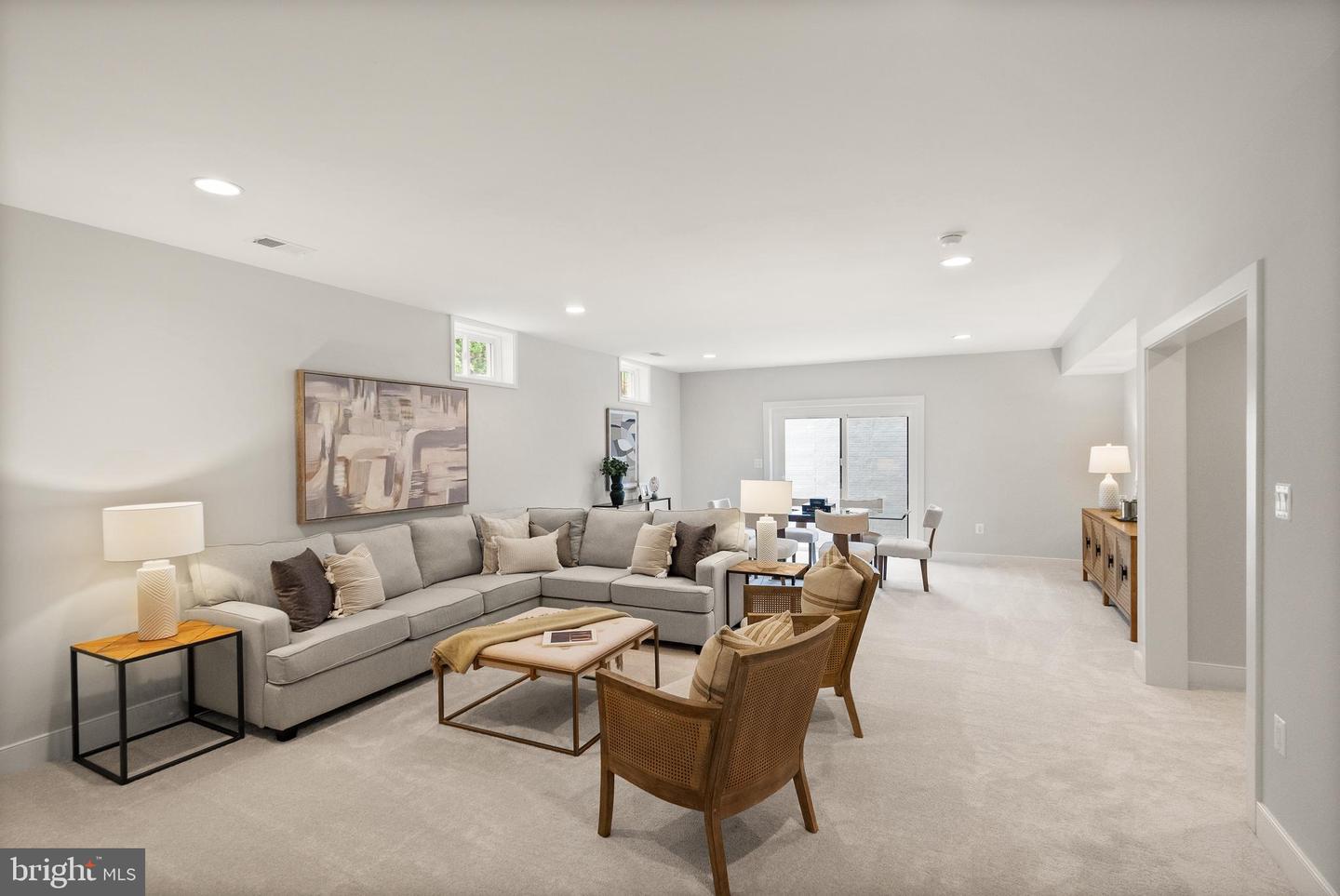 2238 HIGHLAND AVE, FALLS CHURCH, Virginia 22046, 7 Bedrooms Bedrooms, ,6 BathroomsBathrooms,Residential,For sale,2238 HIGHLAND AVE,VAFX2221798 MLS # VAFX2221798