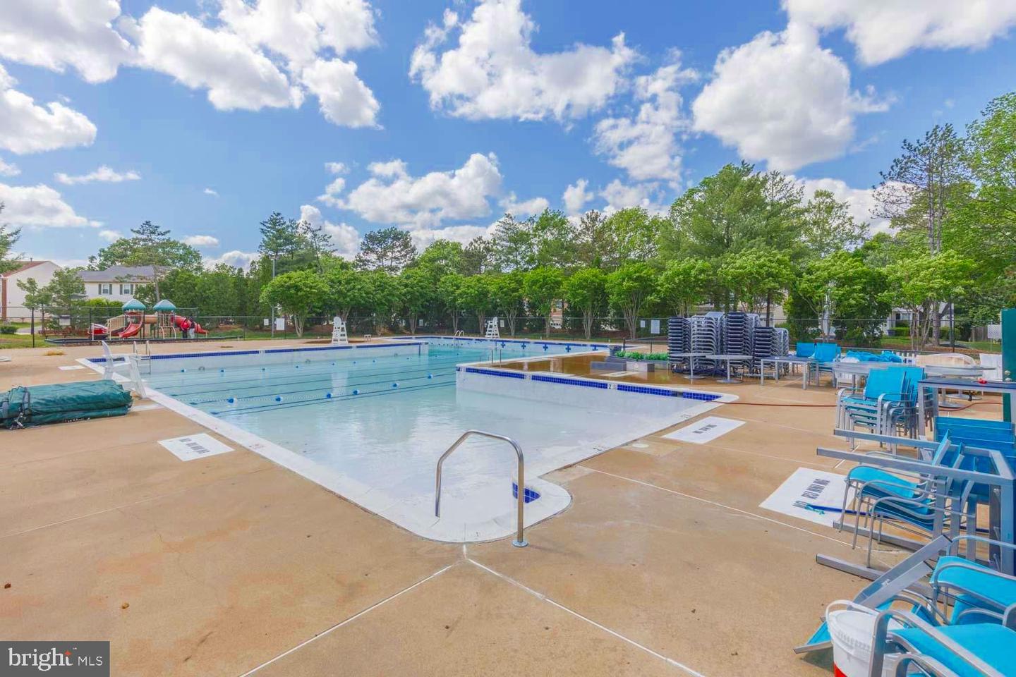 8087 TOPPER CT, ALEXANDRIA, Virginia 22315, 2 Bedrooms Bedrooms, ,1 BathroomBathrooms,Residential,For sale,8087 TOPPER CT,VAFX2223026 MLS # VAFX2223026