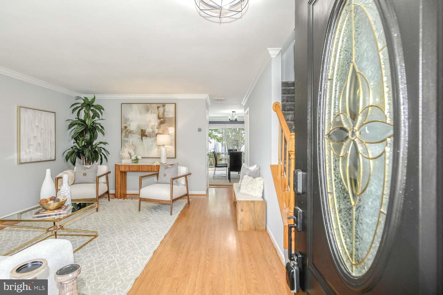 8087 TOPPER CT, ALEXANDRIA, Virginia 22315, 2 Bedrooms Bedrooms, ,1 BathroomBathrooms,Residential,For sale,8087 TOPPER CT,VAFX2223026 MLS # VAFX2223026