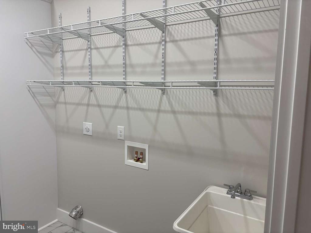 9291 EVERONA RD, UNIONVILLE, Virginia 22567, 3 Bedrooms Bedrooms, ,2 BathroomsBathrooms,Residential,9291 EVERONA RD,VAOR2009186 MLS # VAOR2009186