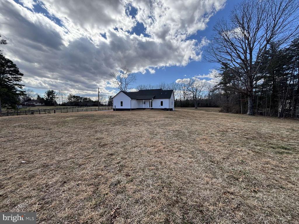 9291 EVERONA RD, UNIONVILLE, Virginia 22567, 3 Bedrooms Bedrooms, ,2 BathroomsBathrooms,Residential,9291 EVERONA RD,VAOR2009186 MLS # VAOR2009186