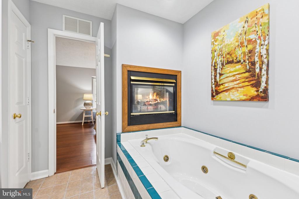 4209 OAKHILL RD, FREDERICKSBURG, Virginia 22408, 4 Bedrooms Bedrooms, ,2 BathroomsBathrooms,Residential,4209 OAKHILL RD,VASP2032678 MLS # VASP2032678