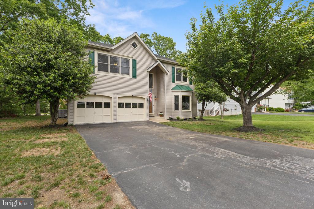 4209 OAKHILL RD, FREDERICKSBURG, Virginia 22408, 4 Bedrooms Bedrooms, ,2 BathroomsBathrooms,Residential,4209 OAKHILL RD,VASP2032678 MLS # VASP2032678