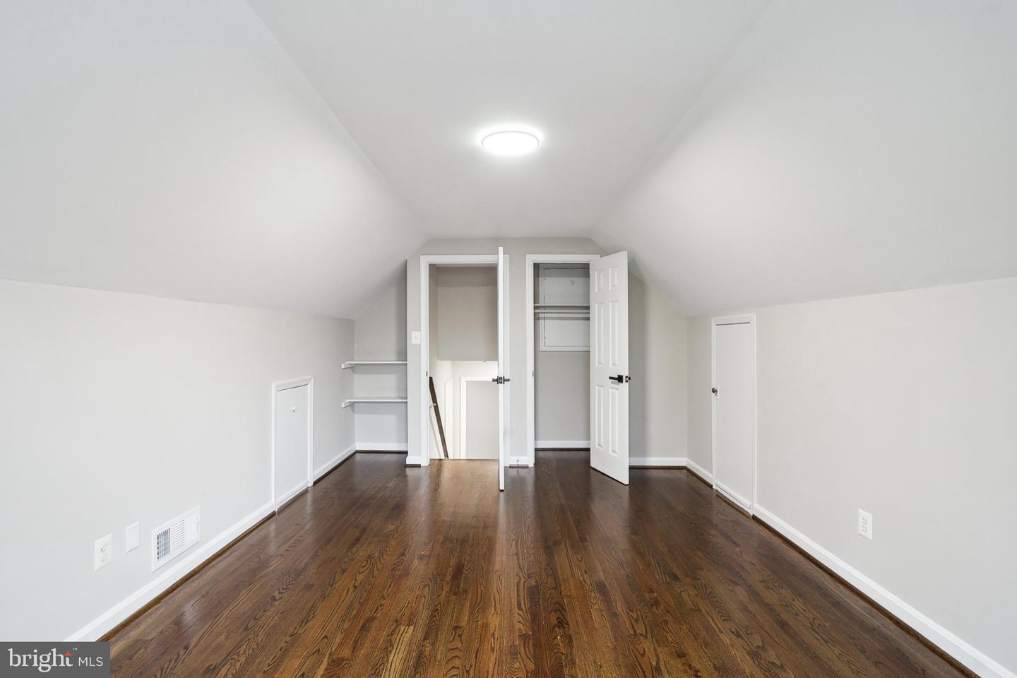 6821 FLOYD AVE, SPRINGFIELD, Virginia 22150, 3 Bedrooms Bedrooms, ,2 BathroomsBathrooms,Residential,For sale,6821 FLOYD AVE,VAFX2225866 MLS # VAFX2225866