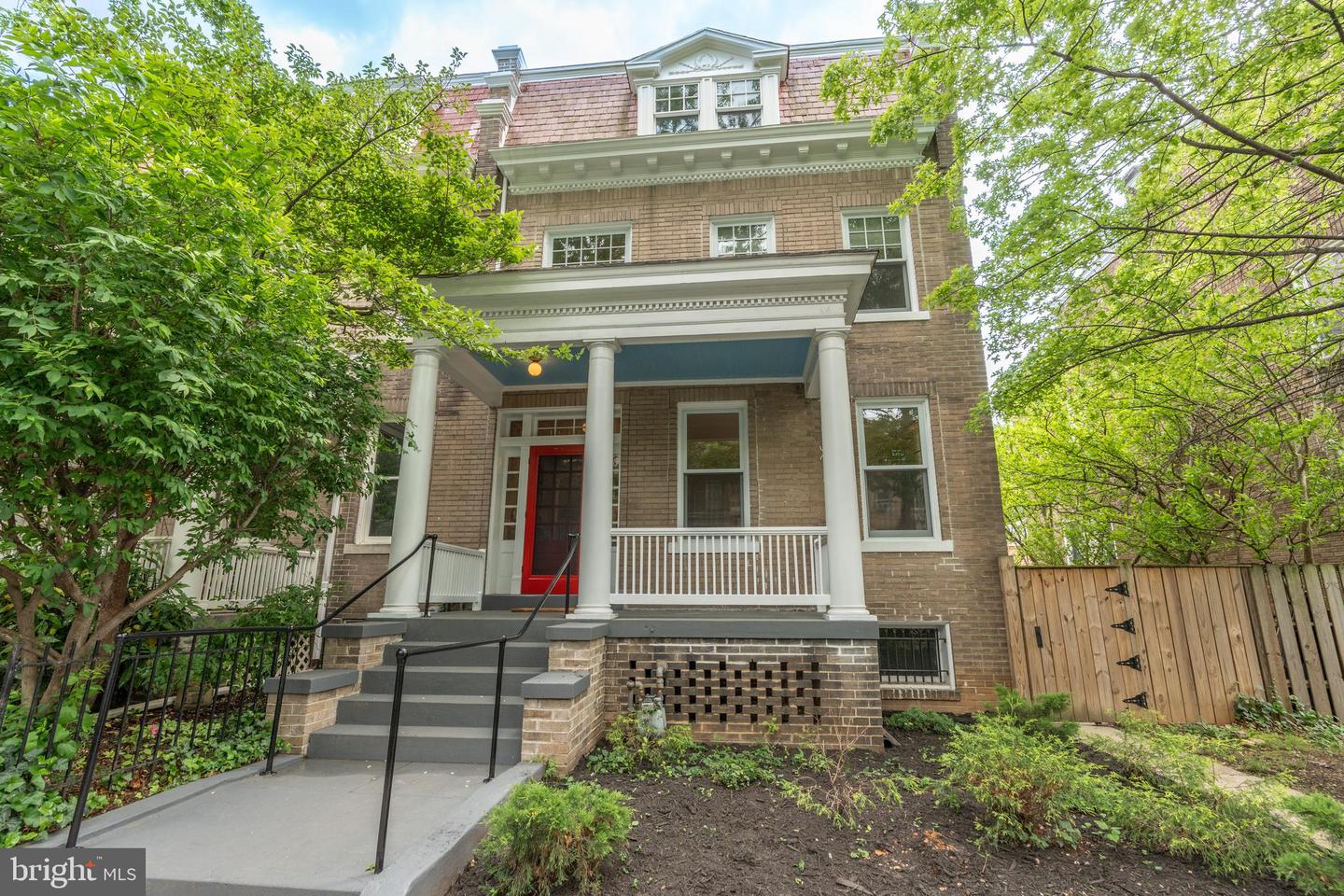 1644 HOBART ST NW, WASHINGTON, District Of Columbia 20009, 4 Bedrooms Bedrooms, ,2 BathroomsBathrooms,Residential,For sale,1644 HOBART ST NW,DCDC2187832 MLS # DCDC2187832