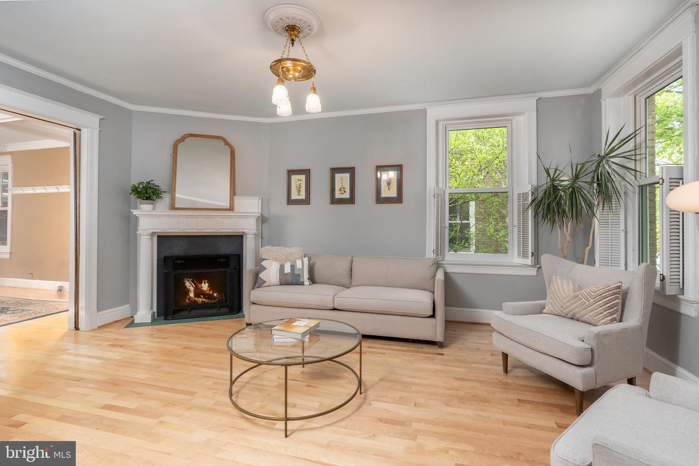1644 HOBART ST NW, WASHINGTON, District Of Columbia 20009, 4 Bedrooms Bedrooms, ,2 BathroomsBathrooms,Residential,For sale,1644 HOBART ST NW,DCDC2187832 MLS # DCDC2187832