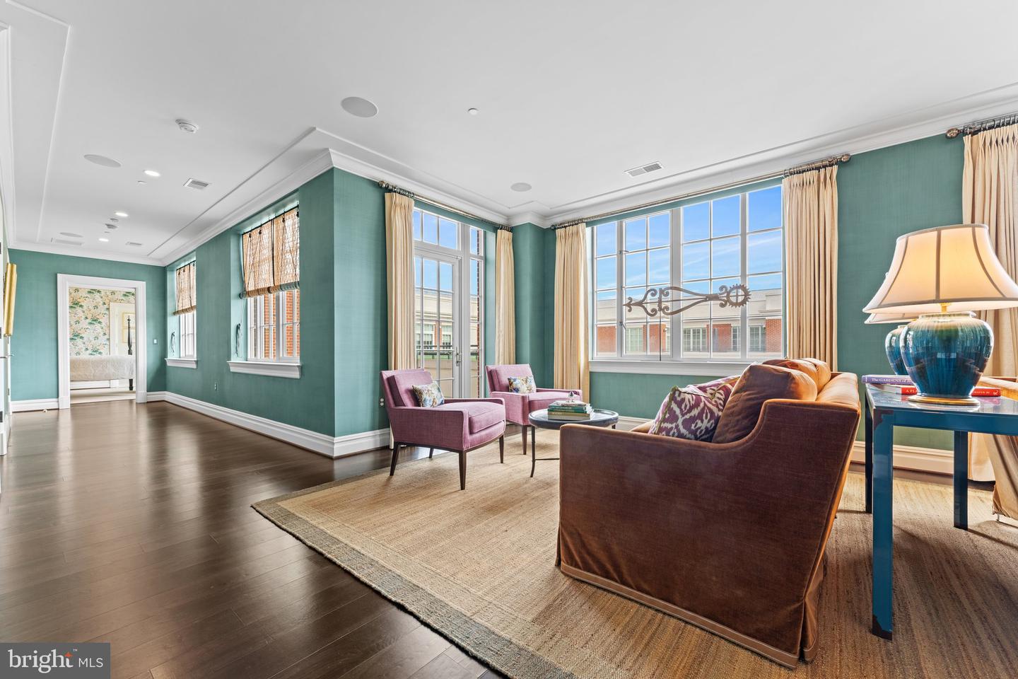 6900 FLEETWOOD RD #706, MCLEAN, Virginia 22101, 2 Bedrooms Bedrooms, 7 Rooms Rooms,2 BathroomsBathrooms,Residential,For sale,6900 FLEETWOOD RD #706,VAFX2225946 MLS # VAFX2225946