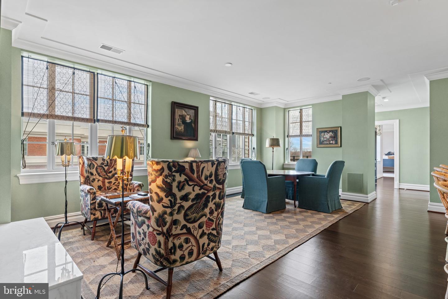 6900 FLEETWOOD RD #706, MCLEAN, Virginia 22101, 2 Bedrooms Bedrooms, 7 Rooms Rooms,2 BathroomsBathrooms,Residential,For sale,6900 FLEETWOOD RD #706,VAFX2225946 MLS # VAFX2225946