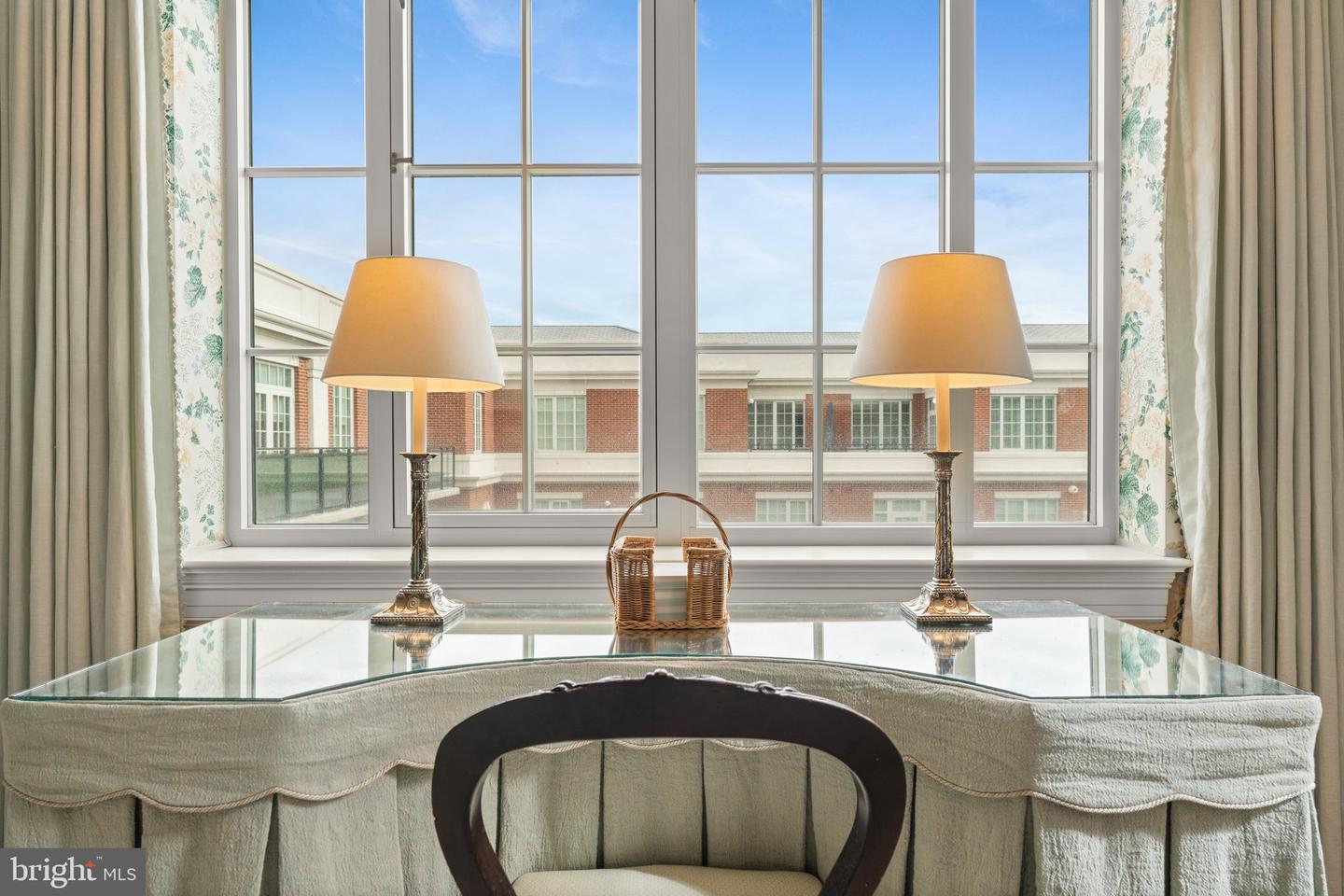 6900 FLEETWOOD RD #706, MCLEAN, Virginia 22101, 2 Bedrooms Bedrooms, 7 Rooms Rooms,2 BathroomsBathrooms,Residential,For sale,6900 FLEETWOOD RD #706,VAFX2225946 MLS # VAFX2225946