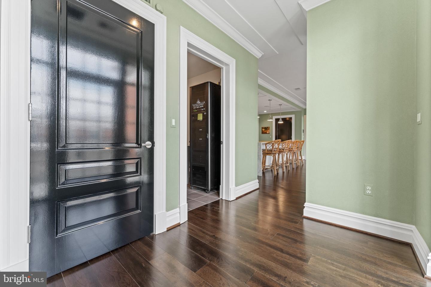 6900 FLEETWOOD RD #706, MCLEAN, Virginia 22101, 2 Bedrooms Bedrooms, 7 Rooms Rooms,2 BathroomsBathrooms,Residential,For sale,6900 FLEETWOOD RD #706,VAFX2225946 MLS # VAFX2225946