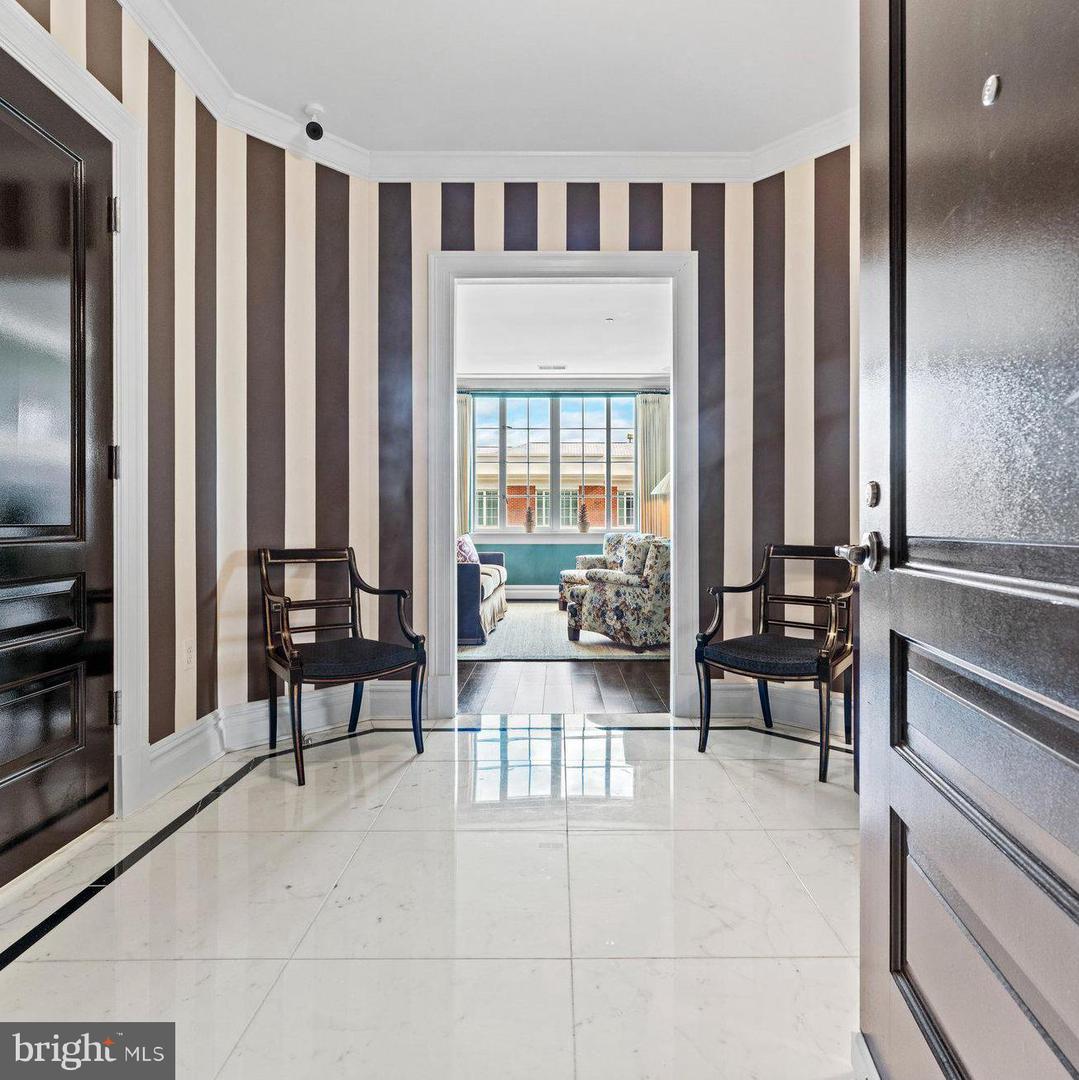6900 FLEETWOOD RD #706, MCLEAN, Virginia 22101, 2 Bedrooms Bedrooms, 7 Rooms Rooms,2 BathroomsBathrooms,Residential,For sale,6900 FLEETWOOD RD #706,VAFX2225946 MLS # VAFX2225946