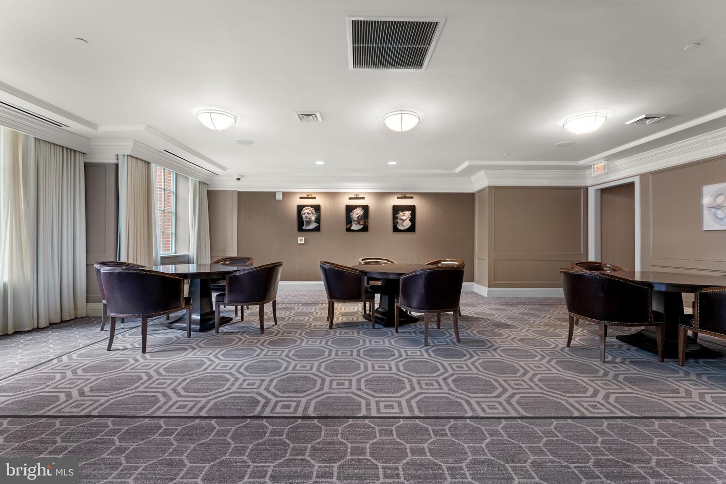 6900 FLEETWOOD RD #706, MCLEAN, Virginia 22101, 2 Bedrooms Bedrooms, 7 Rooms Rooms,2 BathroomsBathrooms,Residential,For sale,6900 FLEETWOOD RD #706,VAFX2225946 MLS # VAFX2225946