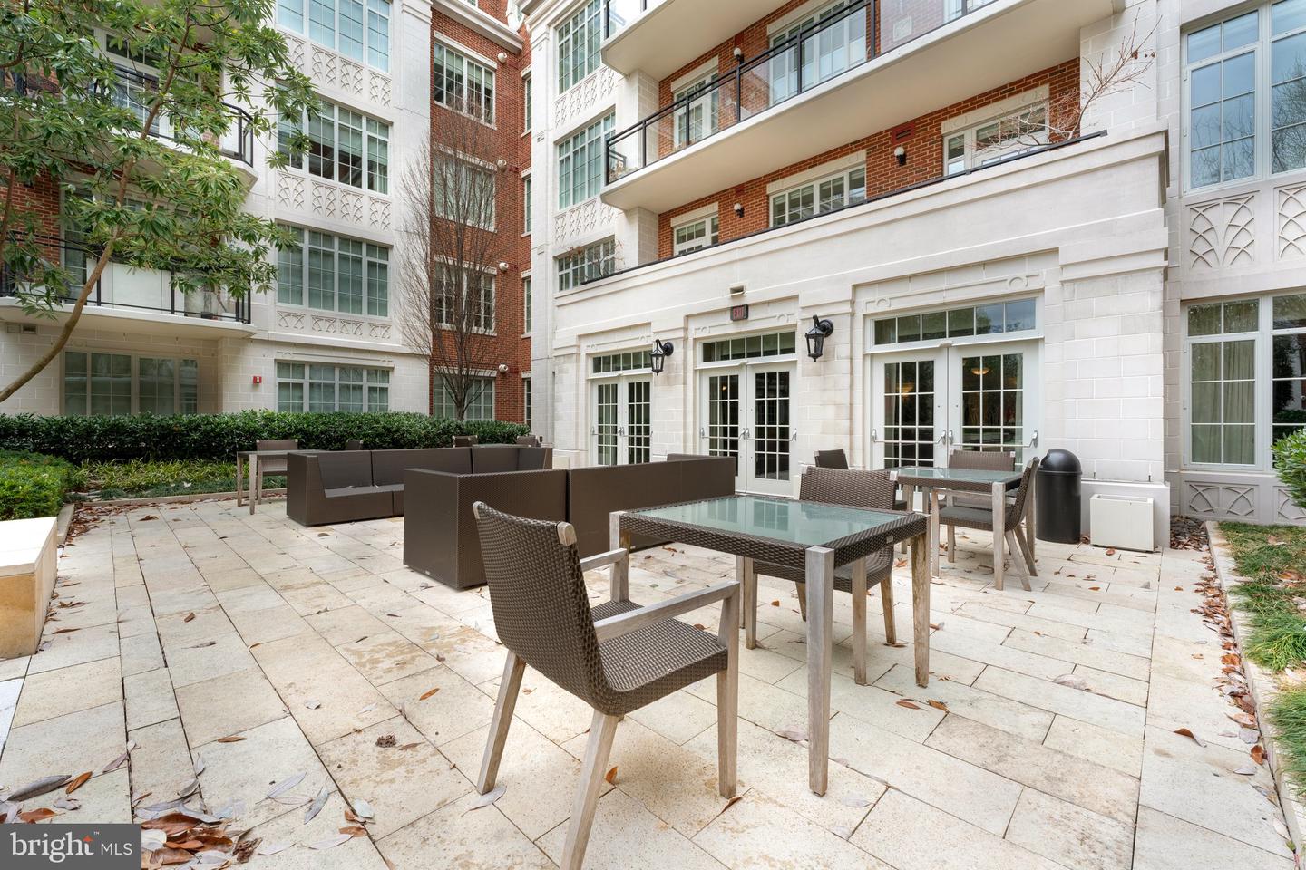 6900 FLEETWOOD RD #706, MCLEAN, Virginia 22101, 2 Bedrooms Bedrooms, 7 Rooms Rooms,2 BathroomsBathrooms,Residential,For sale,6900 FLEETWOOD RD #706,VAFX2225946 MLS # VAFX2225946