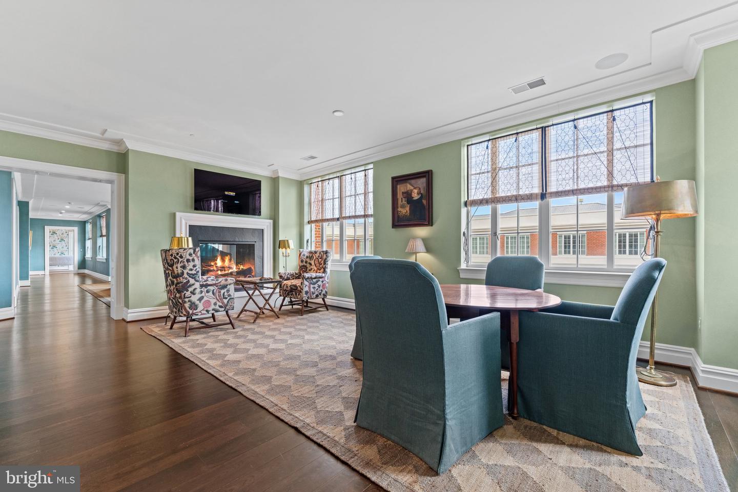 6900 FLEETWOOD RD #706, MCLEAN, Virginia 22101, 2 Bedrooms Bedrooms, 7 Rooms Rooms,2 BathroomsBathrooms,Residential,For sale,6900 FLEETWOOD RD #706,VAFX2225946 MLS # VAFX2225946