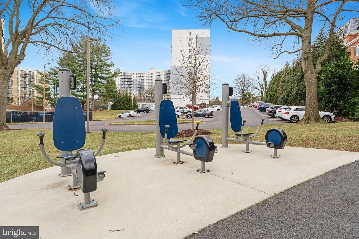 6900 FLEETWOOD RD #706, MCLEAN, Virginia 22101, 2 Bedrooms Bedrooms, 7 Rooms Rooms,2 BathroomsBathrooms,Residential,For sale,6900 FLEETWOOD RD #706,VAFX2225946 MLS # VAFX2225946
