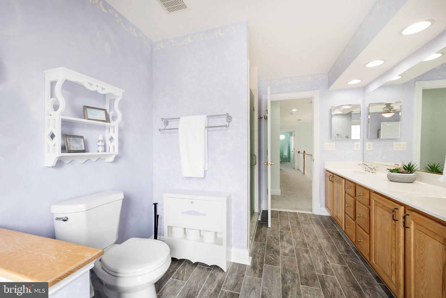 44011 CHELTENHAM CIR, ASHBURN, Virginia 20147, 5 Bedrooms Bedrooms, ,4 BathroomsBathrooms,Residential,For sale,44011 CHELTENHAM CIR,VALO2090708 MLS # VALO2090708
