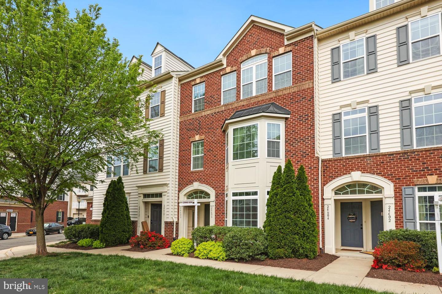 24606 JOHNSON OAK TER, STERLING, Virginia 20166, 2 Bedrooms Bedrooms, ,2 BathroomsBathrooms,Residential,For sale,24606 JOHNSON OAK TER,VALO2090744 MLS # VALO2090744
