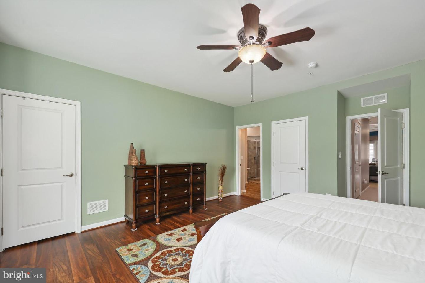 24606 JOHNSON OAK TER, STERLING, Virginia 20166, 2 Bedrooms Bedrooms, ,2 BathroomsBathrooms,Residential,For sale,24606 JOHNSON OAK TER,VALO2090744 MLS # VALO2090744