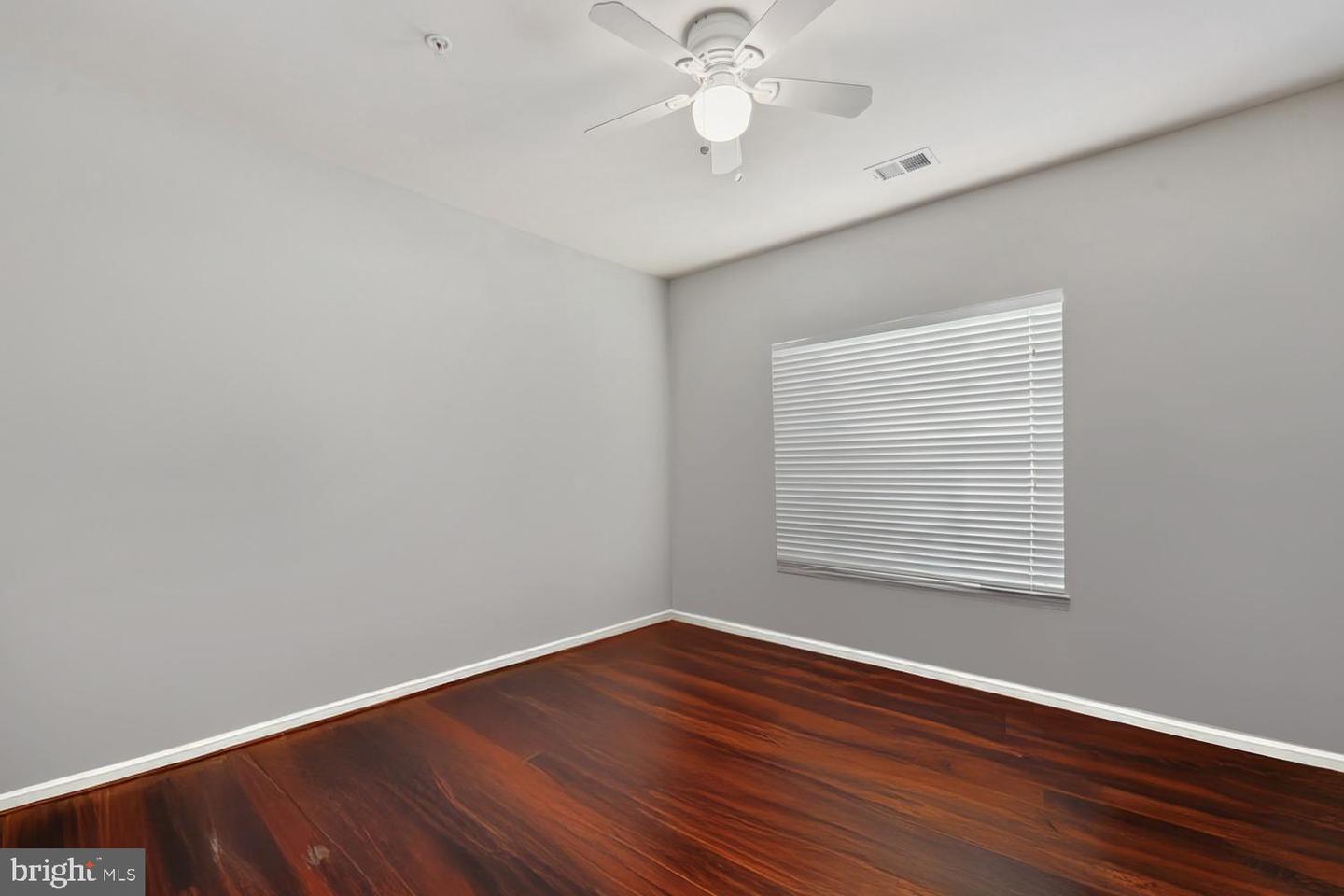 24606 JOHNSON OAK TER, STERLING, Virginia 20166, 2 Bedrooms Bedrooms, ,2 BathroomsBathrooms,Residential,For sale,24606 JOHNSON OAK TER,VALO2090744 MLS # VALO2090744
