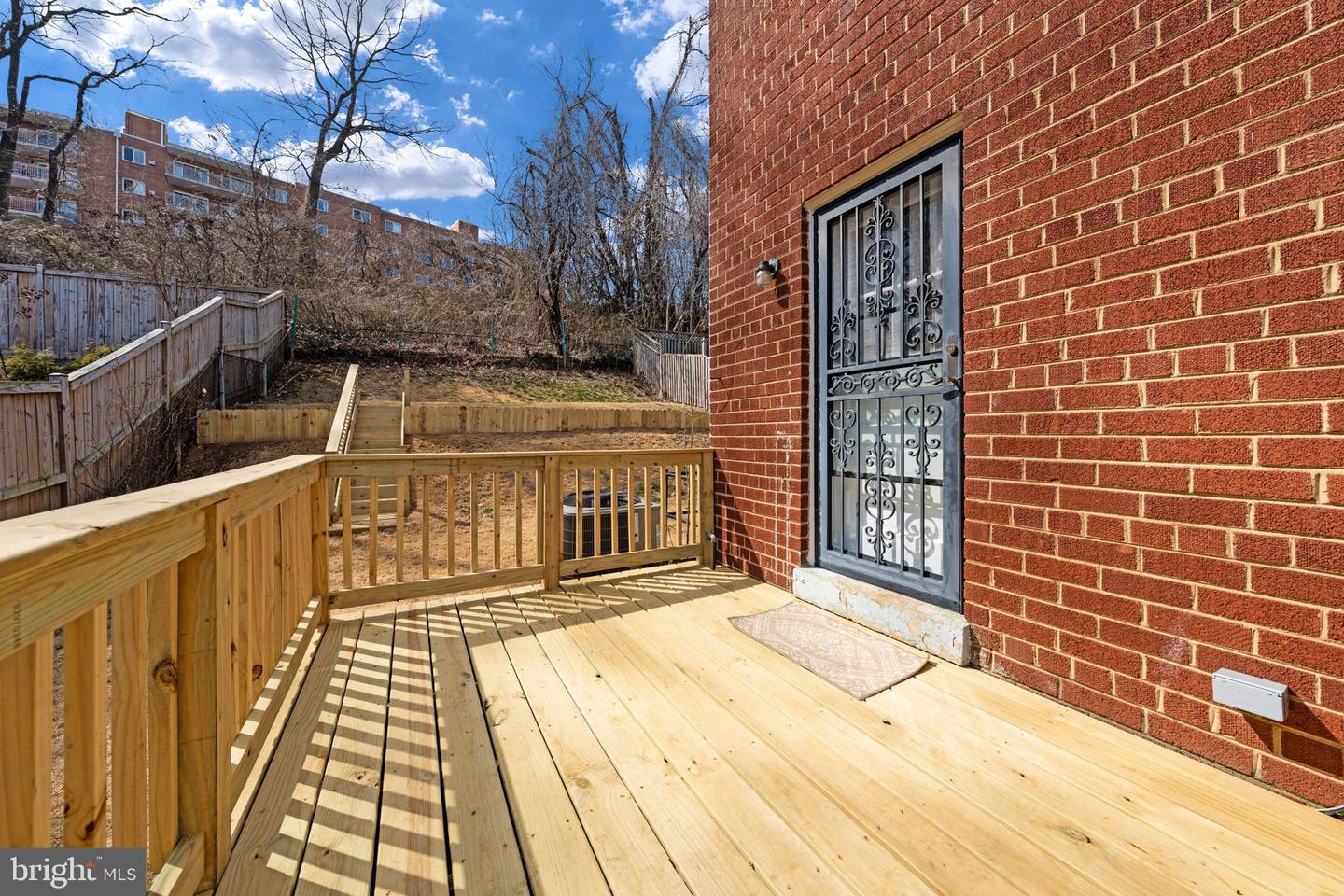810 S DINWIDDIE ST, ARLINGTON, Virginia 22204, 3 Bedrooms Bedrooms, ,1 BathroomBathrooms,Residential,For sale,810 S DINWIDDIE ST,VAAR2054390 MLS # VAAR2054390