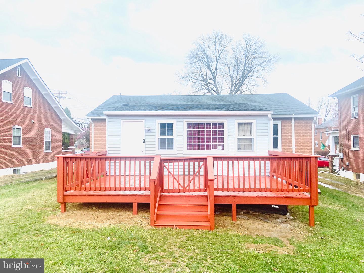 205 PARKWAY ST, WINCHESTER, Virginia 22601, 3 Bedrooms Bedrooms, ,2 BathroomsBathrooms,Residential,For sale,205 PARKWAY ST,VAWI2007344 MLS # VAWI2007344