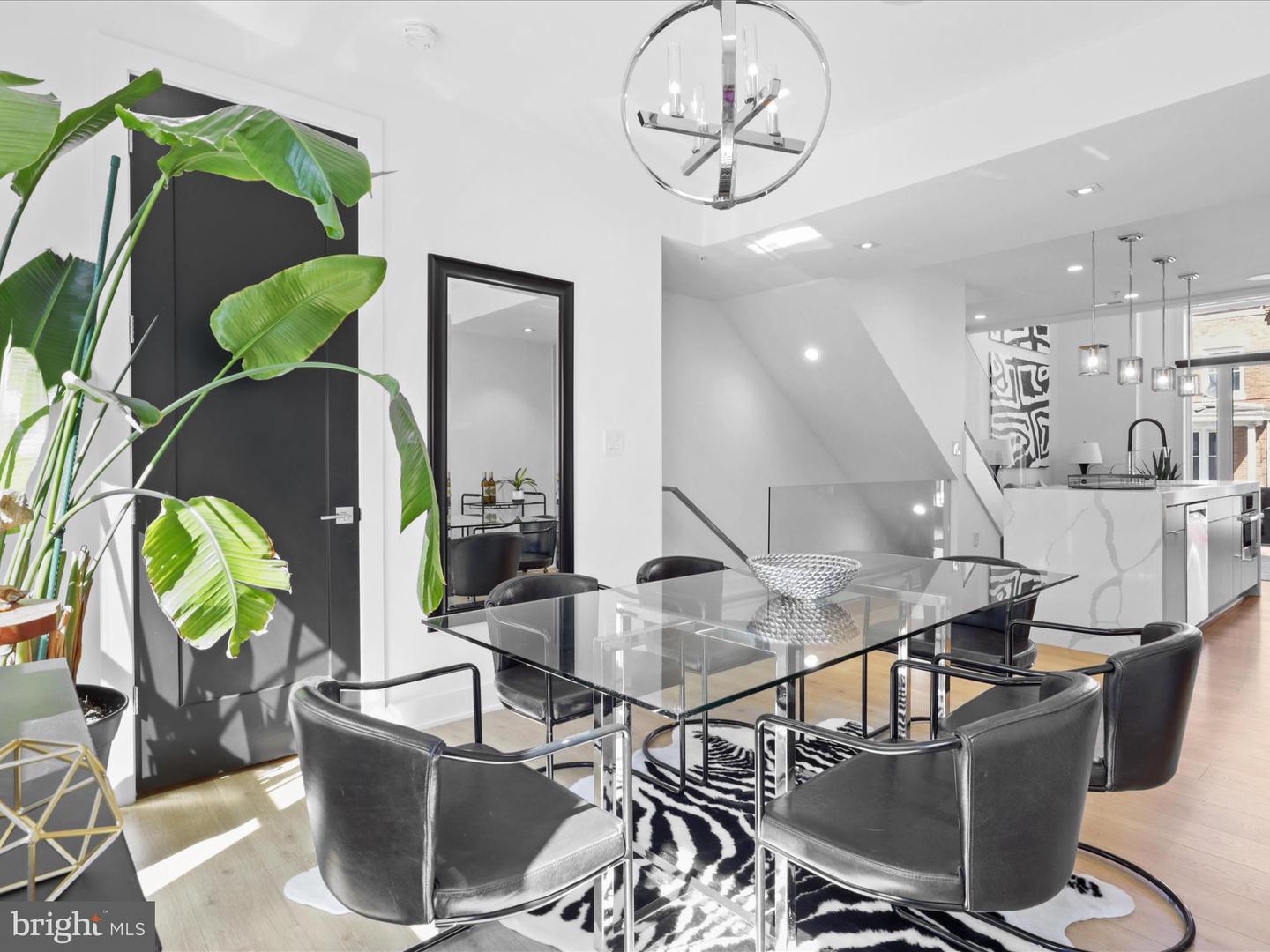 558 HARVARD ST NW #B, WASHINGTON, District Of Columbia 20001, 4 Bedrooms Bedrooms, ,4 BathroomsBathrooms,Residential,For sale,558 HARVARD ST NW #B,DCDC2189742 MLS # DCDC2189742