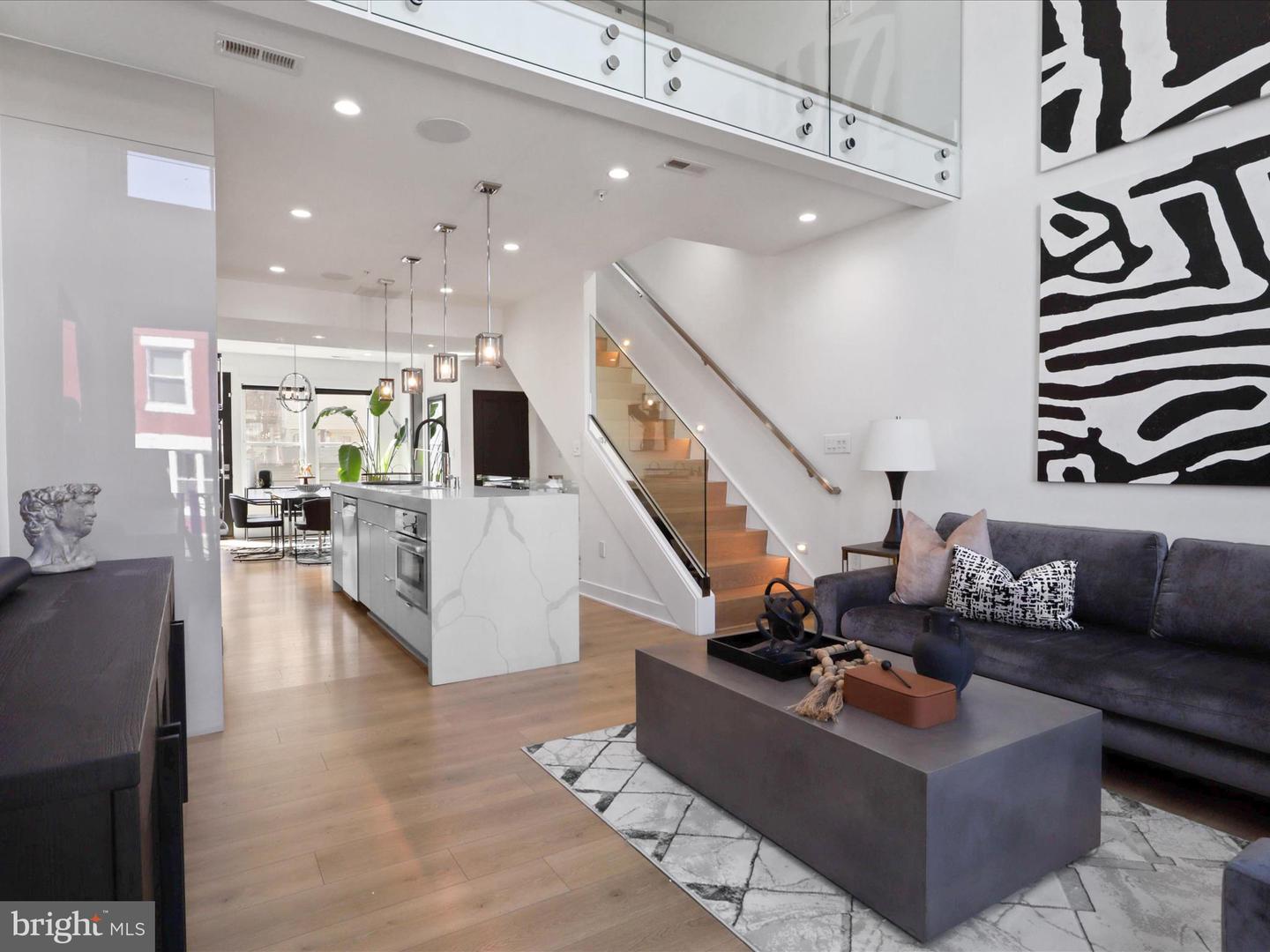558 HARVARD ST NW #B, WASHINGTON, District Of Columbia 20001, 4 Bedrooms Bedrooms, ,4 BathroomsBathrooms,Residential,For sale,558 HARVARD ST NW #B,DCDC2189742 MLS # DCDC2189742