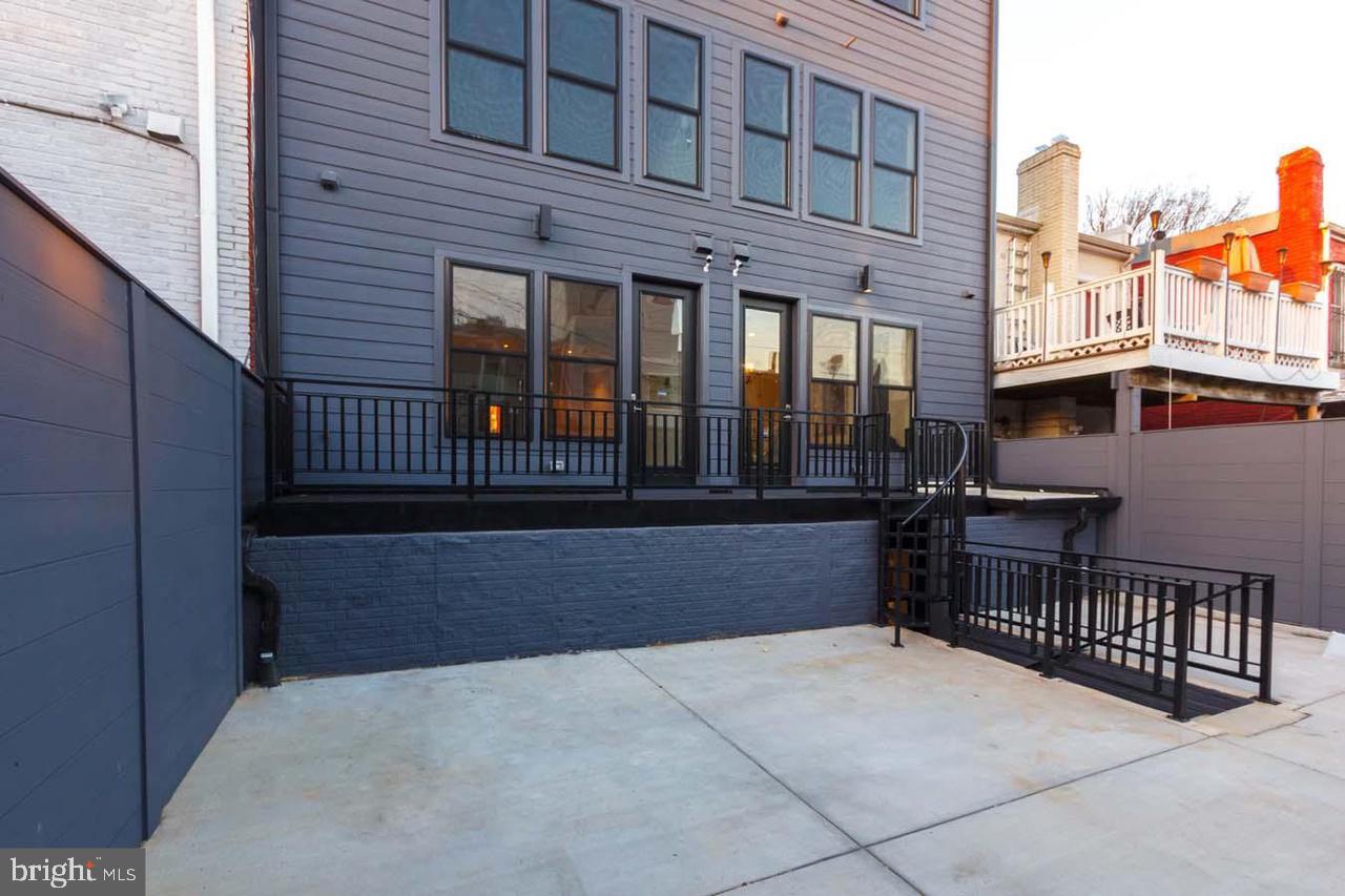 558 HARVARD ST NW #B, WASHINGTON, District Of Columbia 20001, 4 Bedrooms Bedrooms, ,4 BathroomsBathrooms,Residential,For sale,558 HARVARD ST NW #B,DCDC2189742 MLS # DCDC2189742