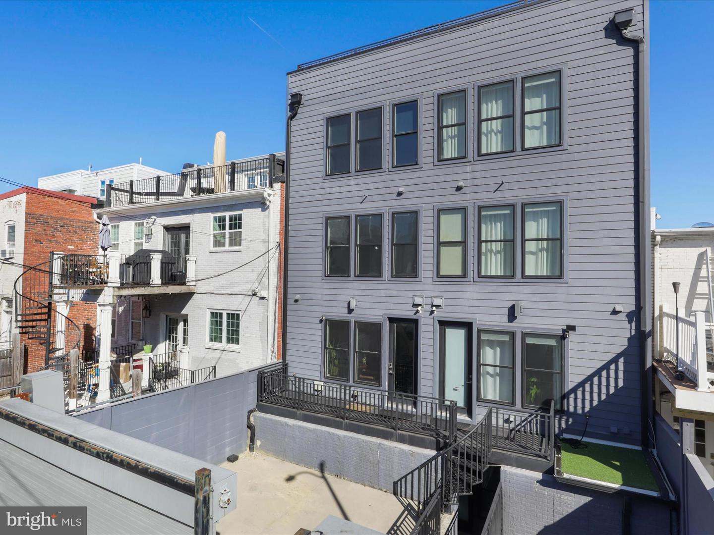 558 HARVARD ST NW #B, WASHINGTON, District Of Columbia 20001, 4 Bedrooms Bedrooms, ,4 BathroomsBathrooms,Residential,For sale,558 HARVARD ST NW #B,DCDC2189742 MLS # DCDC2189742