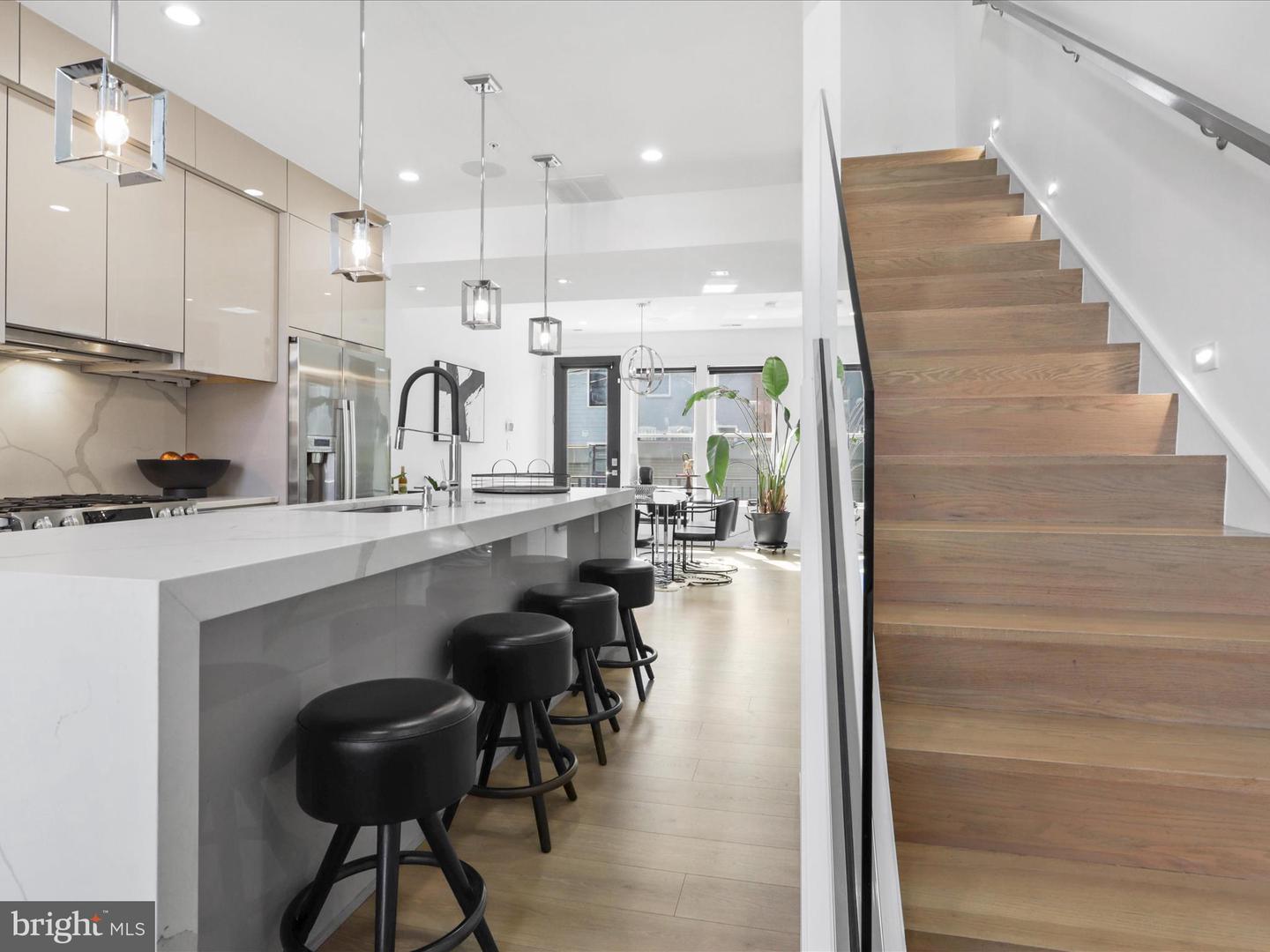 558 HARVARD ST NW #B, WASHINGTON, District Of Columbia 20001, 4 Bedrooms Bedrooms, ,4 BathroomsBathrooms,Residential,For sale,558 HARVARD ST NW #B,DCDC2189742 MLS # DCDC2189742