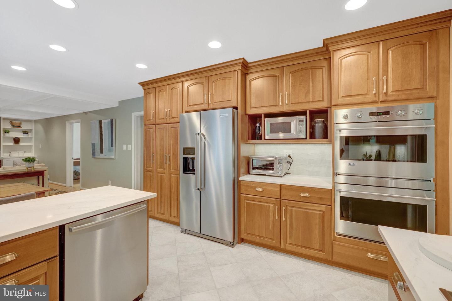 3204 BARBARA LN, FAIRFAX, Virginia 22031, 5 Bedrooms Bedrooms, ,3 BathroomsBathrooms,Residential,For sale,3204 BARBARA LN,VAFX2227568 MLS # VAFX2227568