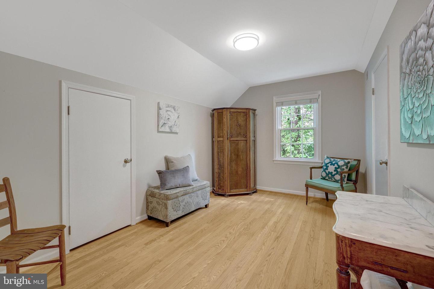 3204 BARBARA LN, FAIRFAX, Virginia 22031, 5 Bedrooms Bedrooms, ,3 BathroomsBathrooms,Residential,For sale,3204 BARBARA LN,VAFX2227568 MLS # VAFX2227568