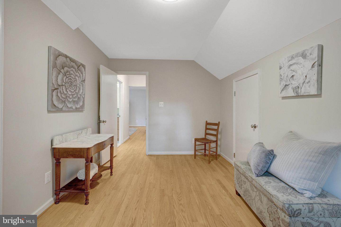 3204 BARBARA LN, FAIRFAX, Virginia 22031, 5 Bedrooms Bedrooms, ,3 BathroomsBathrooms,Residential,For sale,3204 BARBARA LN,VAFX2227568 MLS # VAFX2227568